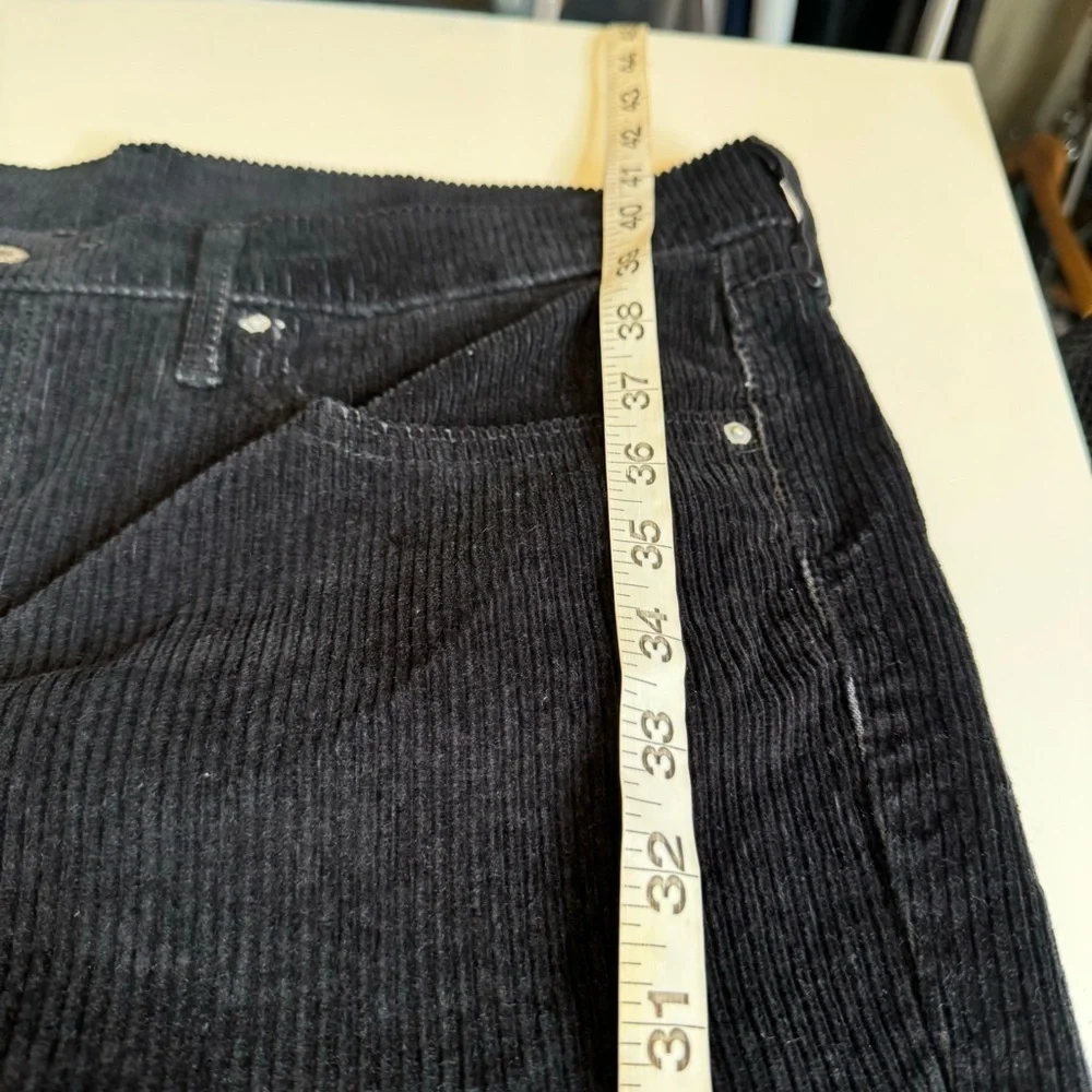 Levi’s 314 SHAPING STRAIGHT WOMEN'S corduroy JEANS 32-30